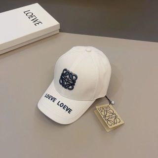 爆買い!】 LOEWE ロエベ ロエベ アナグラムパッチキャップ - htii.edu.kz
