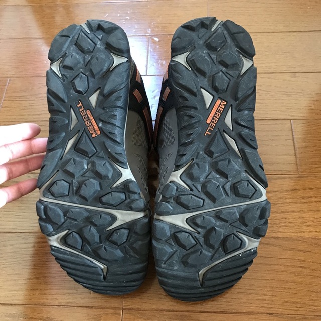 ＭＥＲＲＥＬＬ　23.5cm ブラック　スニーカー