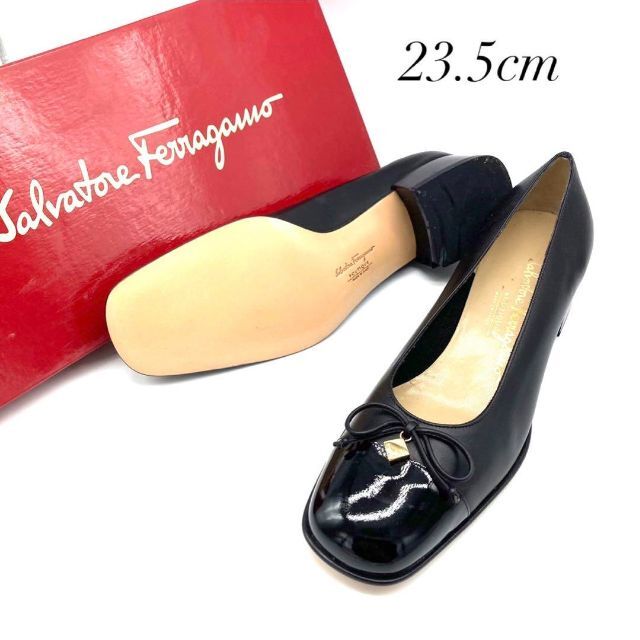 ⭐️SalvatoreFerragamo⭐️フラットサンダル‼️ 23.5⭐️美品⭐️