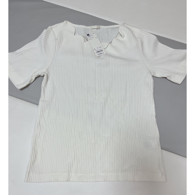GU(ジーユー)のスカラップネックT  gu レディースのトップス(Tシャツ(半袖/袖なし))の商品写真