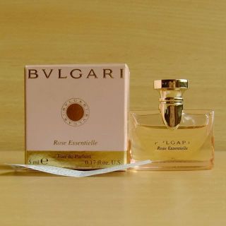 ブルガリ(BVLGARI)のミニ香水　Bvlgari　ブルガリ　ローズエッセンシャル(香水(女性用))