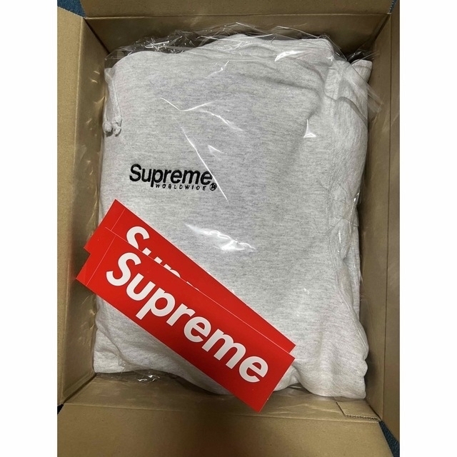 Supreme Worldwide Hooded Sweatshirt - パーカー