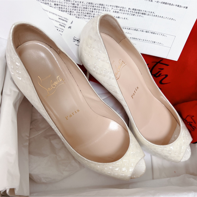 Christian Louboutin(クリスチャンルブタン)のクリスチャン ルブタン パンプス レディースの靴/シューズ(ハイヒール/パンプス)の商品写真