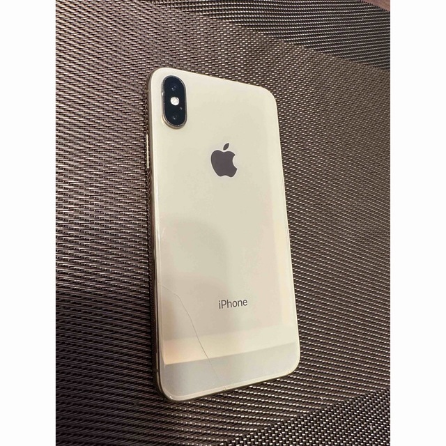 Apple(アップル)のiPhonexs gold 256GB  スマホ/家電/カメラのスマートフォン/携帯電話(スマートフォン本体)の商品写真