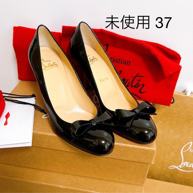 Christian Louboutin(クリスチャンルブタン)のクリスチャンルブタン パンプス 黒 レディースの靴/シューズ(ハイヒール/パンプス)の商品写真