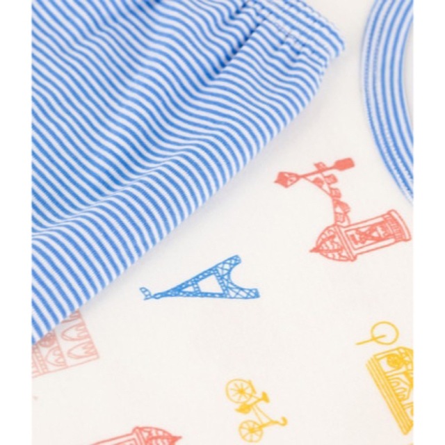 PETIT BATEAU(プチバトー)の新品 タグ付き プチバトー プリント 半袖 パジャマ パリ 4ans キッズ/ベビー/マタニティのキッズ服男の子用(90cm~)(パジャマ)の商品写真