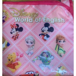 ディズニー(Disney)のくるみ様専ディズニー英語システムDWE限定非売品ディズニーどこでもオムツ替え(おむつ替えマット)