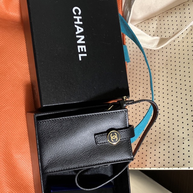 CHANEL マルチケース 新品未使用-