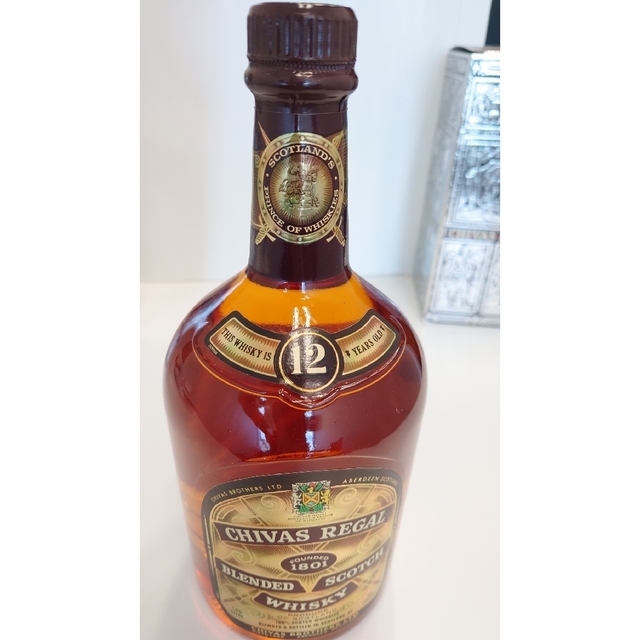 REGAL(リーガル)のCHIVAS REGAL12year1Lウィスキー 食品/飲料/酒の酒(ウイスキー)の商品写真