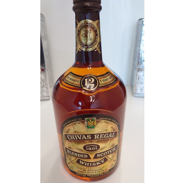 REGAL(リーガル)のCHIVAS REGAL12year1Lウィスキー 食品/飲料/酒の酒(ウイスキー)の商品写真