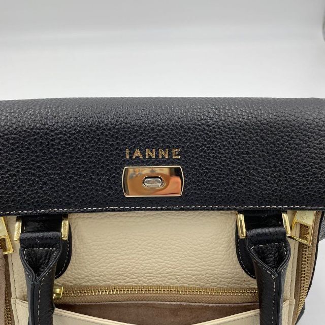 美品✨イアンヌ ヴァネッサ パンダ 2way バッグ ポーチ付 レザー 希少-