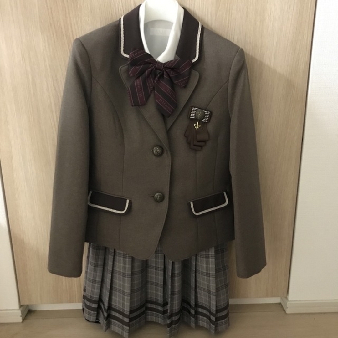 ELLE(エル)の卒服　150 キッズ/ベビー/マタニティのキッズ服女の子用(90cm~)(ドレス/フォーマル)の商品写真