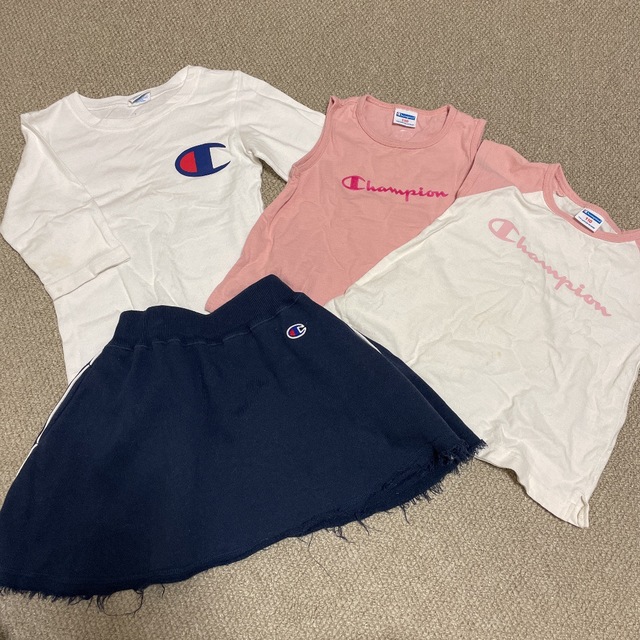 Champion(チャンピオン)のチャンピオン　キッズ　上下セット キッズ/ベビー/マタニティのキッズ服女の子用(90cm~)(Tシャツ/カットソー)の商品写真