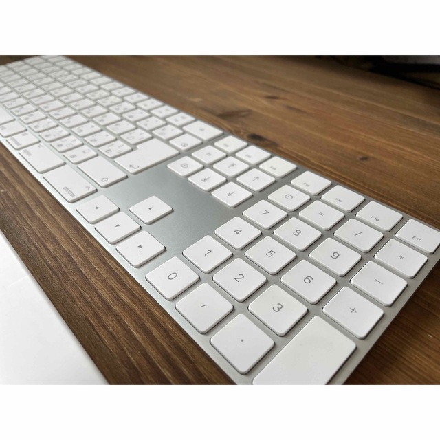 Mac (Apple)(マック)のMagic Keyboard (MQ052J/A) スマホ/家電/カメラのPC/タブレット(PC周辺機器)の商品写真