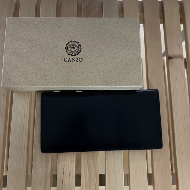 GANZO(ガンゾ)のGANZO  ガンゾ　長財布　牛革　ブラック　メンズ　 メンズのファッション小物(長財布)の商品写真