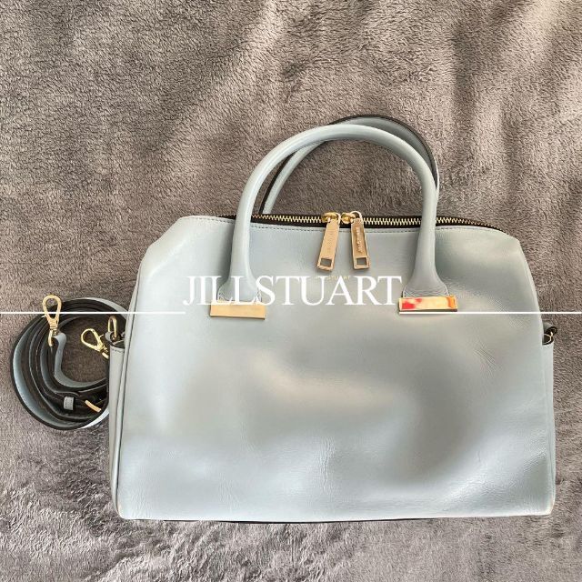 JILLSTUART(ジルスチュアート)の【JILLSTUART】ジルスチュアート レザーボストン バッグ アイスブルー レディースのバッグ(ボストンバッグ)の商品写真