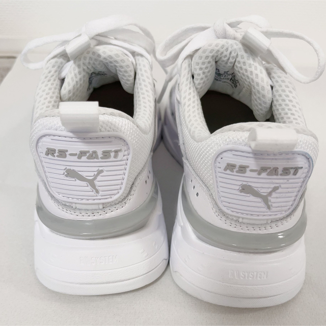 PUMA(プーマ)のプーマ　ユニセックス　リミッター レディースの靴/シューズ(スニーカー)の商品写真
