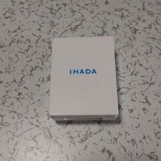 イハダ(IHADA)のイハダ　薬用フェイスプロテクトパウダー(フェイスパウダー)