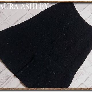 ローラアシュレイ(LAURA ASHLEY)のローラアシュレイ　ラメ入りツイードスカート　黒(ひざ丈スカート)