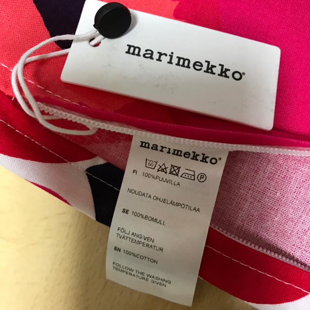 marimekko(マリメッコ)の新品マリメッコクッションカバー インテリア/住まい/日用品のインテリア小物(クッションカバー)の商品写真