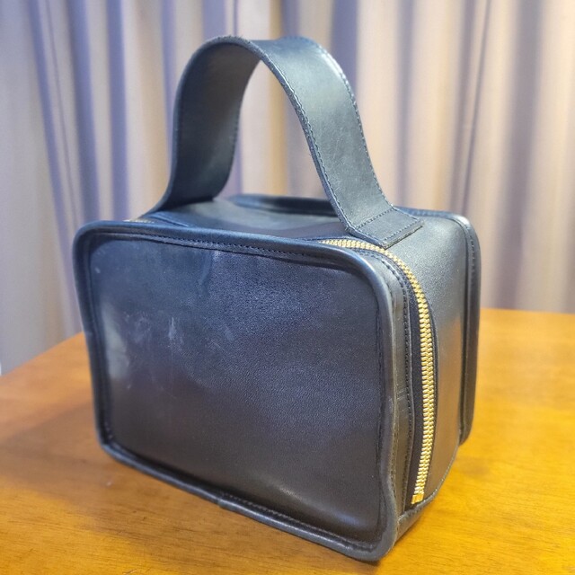 TODAYFUL(トゥデイフル)の【Lifestylist】Leather Mini Book Bag レディースのバッグ(ハンドバッグ)の商品写真