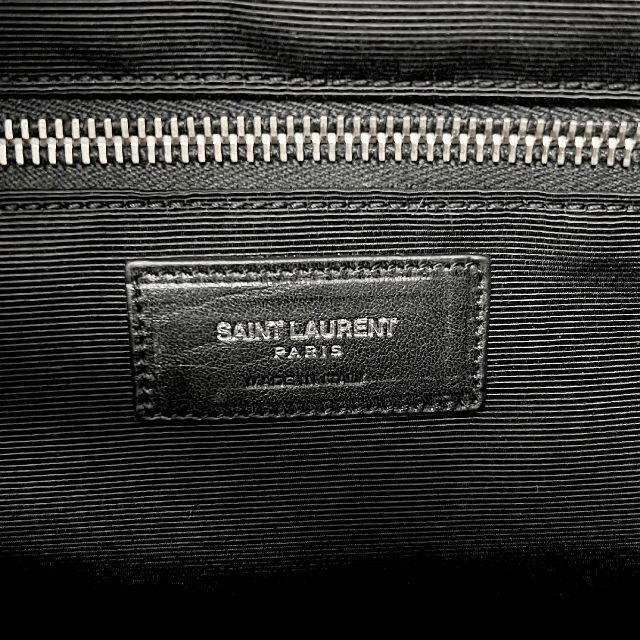 Saint Laurent(サンローラン)のデザイナーズ古着好き様専用　 サンローラン パリ  リュック　スタッズ  レザー メンズのバッグ(バッグパック/リュック)の商品写真