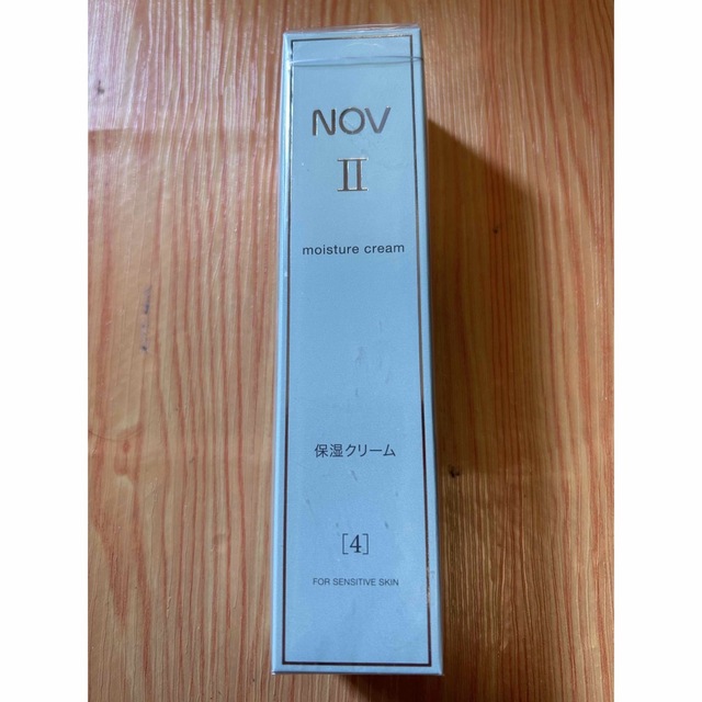 NOV(ノブ)のNOVⅡ　ノブⅡ　モイスチュアクリーム　保湿クリーム　50g コスメ/美容のスキンケア/基礎化粧品(フェイスクリーム)の商品写真