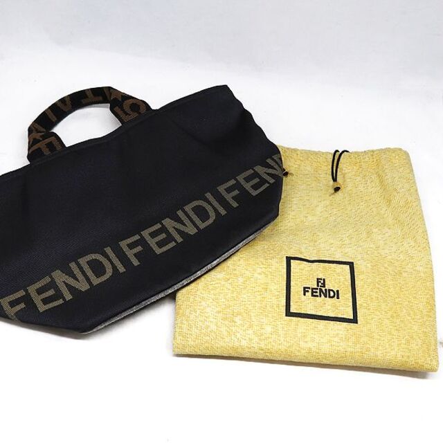 FENDI(フェンディ)のFENDI  ロゴ ミニトート バッグ ブラック ミニバッグ レディースのバッグ(ハンドバッグ)の商品写真