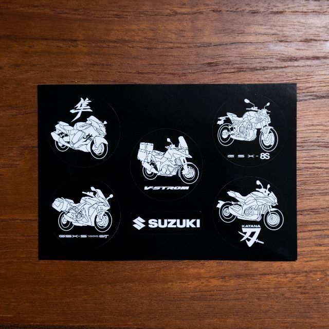 SUZUKI　純正ノベルティ　バイク　ステッカー 自動車/バイクのバイク(ステッカー)の商品写真