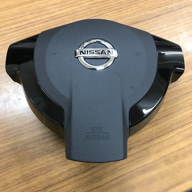 日産 セレナC25 インシュレーター まとめ買いでお得
