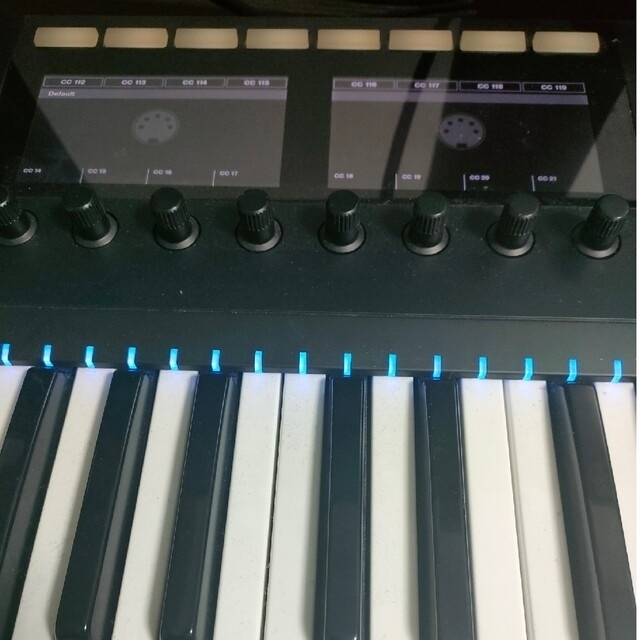 KOMPLETEKONTROL S49MK2 2