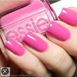 エッシー(Essie)の【新品】essie☆Madison Ave-hue[ESS-821](マニキュア)