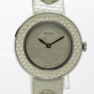 グッチ(Gucci)のGUCCI レディース腕時計 Uプレイ クオーツ レザー ベルト SS(ベルト)