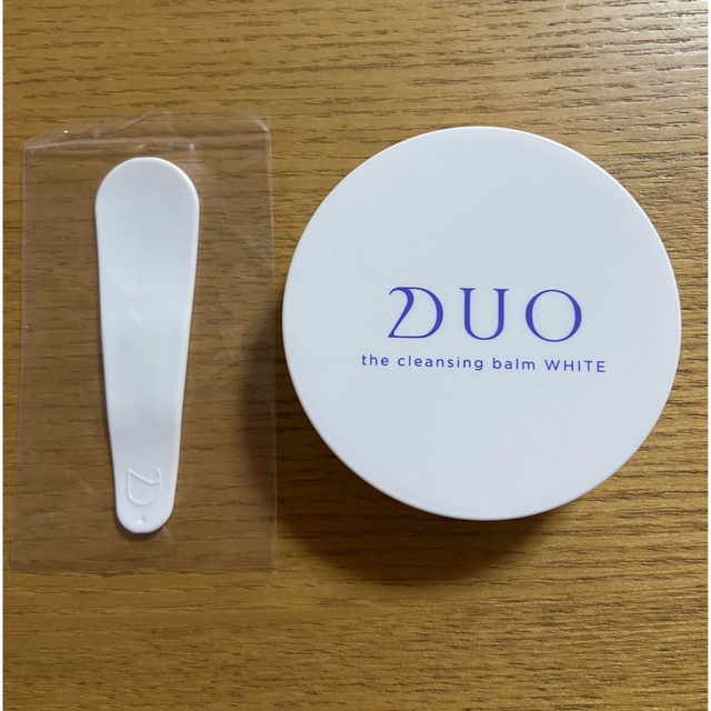 DUO(デュオ)のDUO ザ・クレンジングバームホワイト20g コスメ/美容のスキンケア/基礎化粧品(クレンジング/メイク落とし)の商品写真