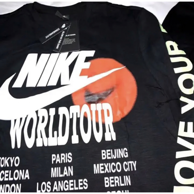 NIKE(ナイキ)の[新品] ナイキ WORLDTOUR メンズ ロンT パンツ セット メンズのスーツ(セットアップ)の商品写真