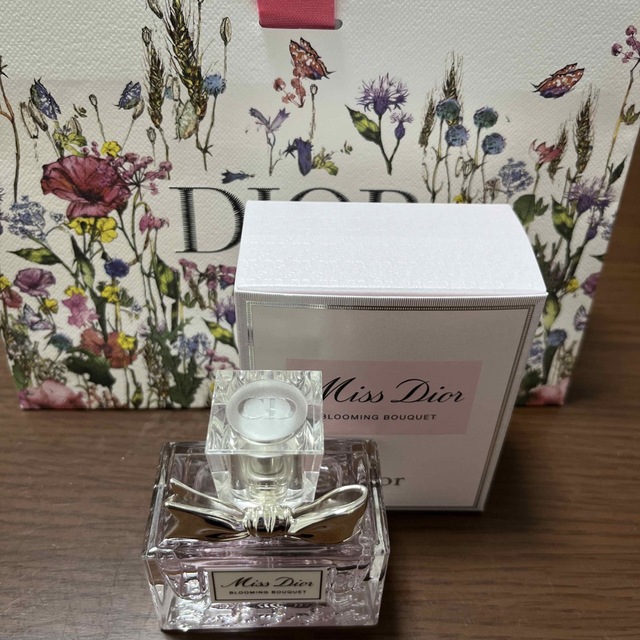 Dior(ディオール)のミス ディオール　ブルーミング ブーケ〈オード トワレ〉 コスメ/美容の香水(香水(女性用))の商品写真