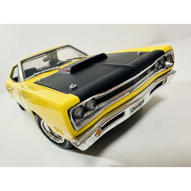 Chrysler(クライスラー)のアーテル/'69 Dodgeダッジ SuperBeeスーパービー 1/18 エンタメ/ホビーのおもちゃ/ぬいぐるみ(ミニカー)の商品写真