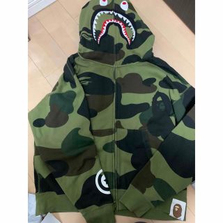 アベイシングエイプ(A BATHING APE)の激レアXL！ BAPEジャイアントカモシャークパーカー緑迷彩(パーカー)