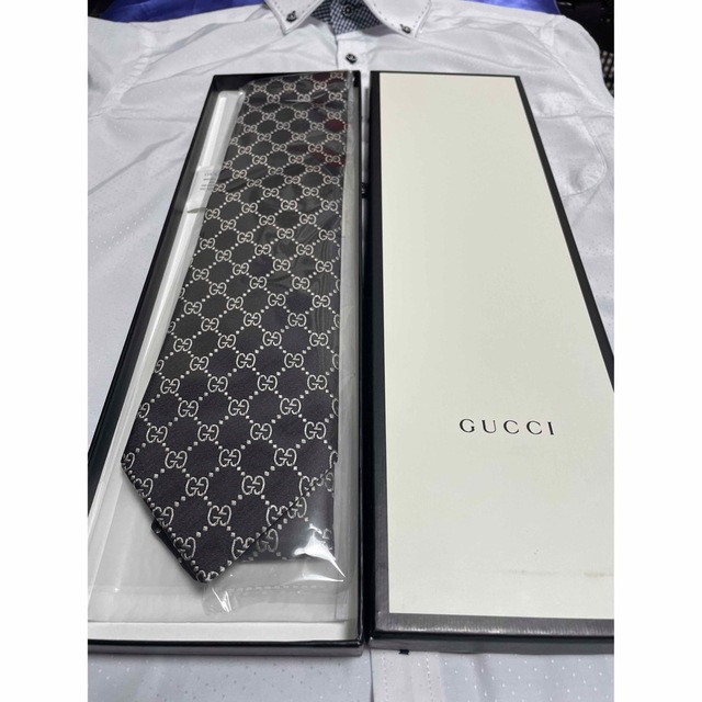 Gucci - グッチ ネクタイ【未使用品】GGロゴ総柄 厚手 光沢 人気