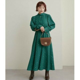 ナイスクラップ(NICE CLAUP)の【新品】NICE CLAP オリジナルモノグラムドットワンピース(ロングワンピース/マキシワンピース)