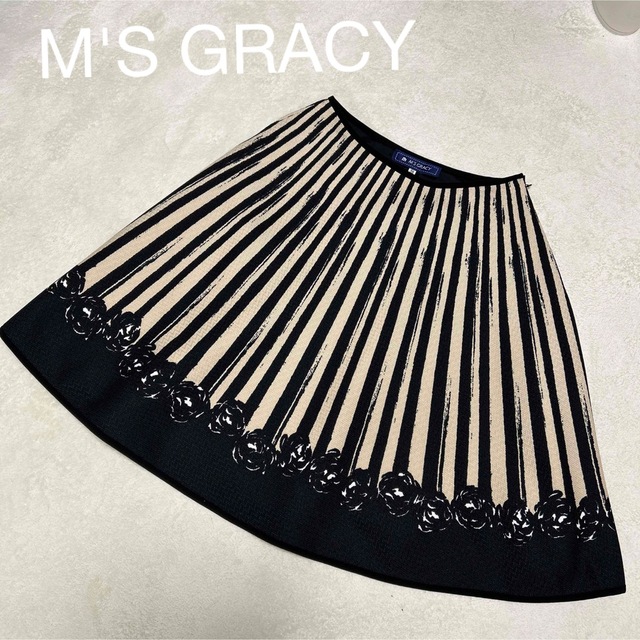 美品 M'S GRACY フレアスカート 膝丈 バラ フラワー ボーダー 3832cm着丈