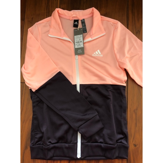 adidas(アディダス)のadidas ジャージ上下セット 160cm 新品 キッズ/ベビー/マタニティのキッズ服女の子用(90cm~)(その他)の商品写真