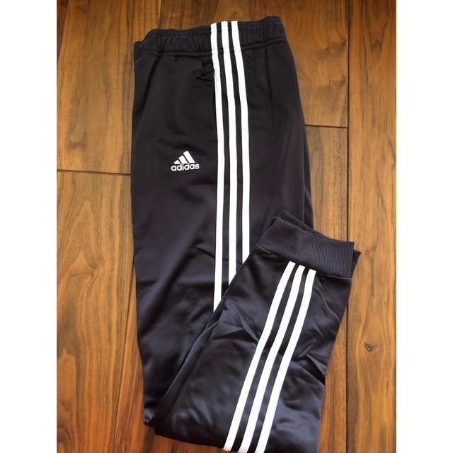 adidas(アディダス)のadidas ジャージ上下セット 160cm 新品 キッズ/ベビー/マタニティのキッズ服女の子用(90cm~)(その他)の商品写真