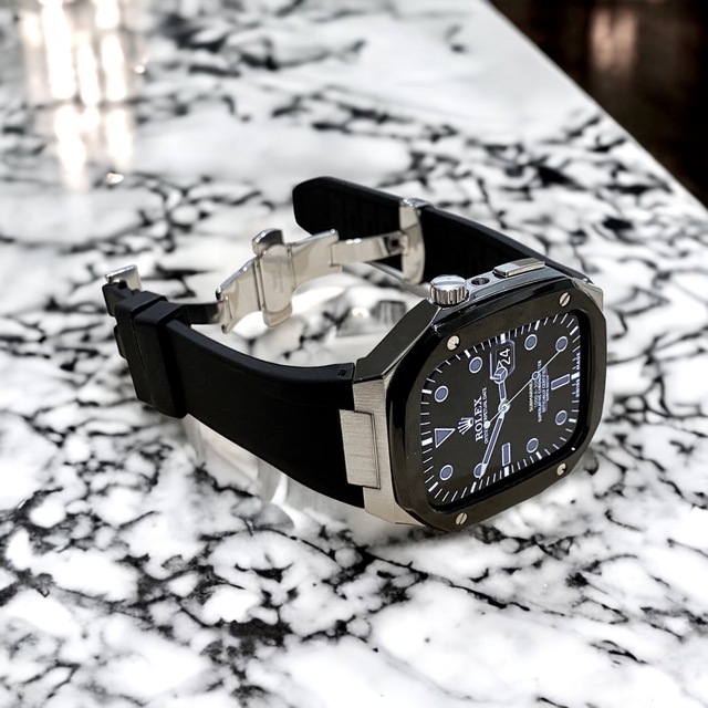 Apple Watch 高級ステンレスケース（バンド一体型） メンズの時計(ラバーベルト)の商品写真