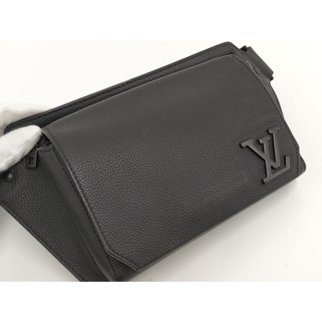 LOUIS VUITTON(ルイヴィトン)のLOUIS VUITTON バムバッグNV ウエストバッグ アエログラム メンズのバッグ(ボディーバッグ)の商品写真