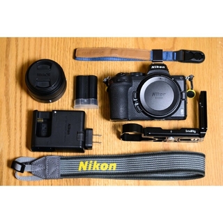 Nikon - 【美品 付属品多数】ニコン Nikon Z5 ボディ