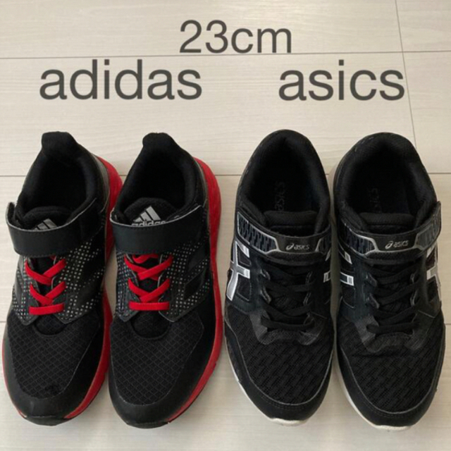 adidas(アディダス)のadidasファイト　asicsレーザービーム　　スニーカー　2足　キッズ キッズ/ベビー/マタニティのキッズ靴/シューズ(15cm~)(スニーカー)の商品写真