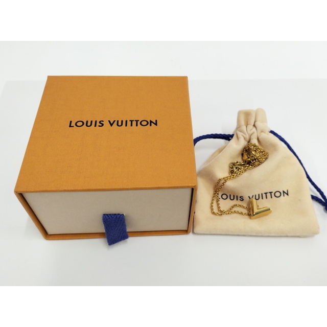 LOUIS VUITTON(ルイヴィトン)のLOUIS VUITTON ネックレス エセンシャルV ゴールド GP レディースのアクセサリー(ネックレス)の商品写真