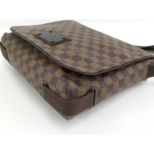 LOUIS VUITTON(ルイヴィトン)のLOUIS VUITTON ブルックリンMM ショルダーバッグ ダミエ エベヌ レディースのバッグ(ショルダーバッグ)の商品写真