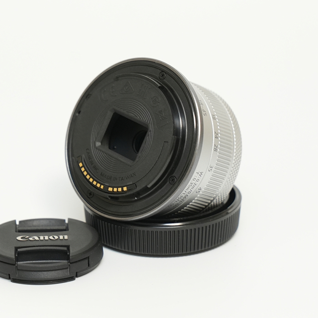 新品・未使用　RF-S18-45mm F4.5-6.3 IS STM シルバー